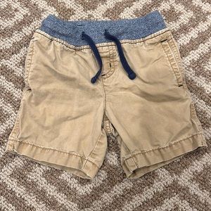 Gymboree shorts size 18-24 months